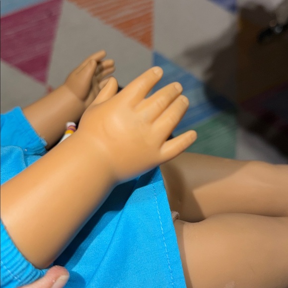 American girl doll with 2 shirts - Picture 6 of 7